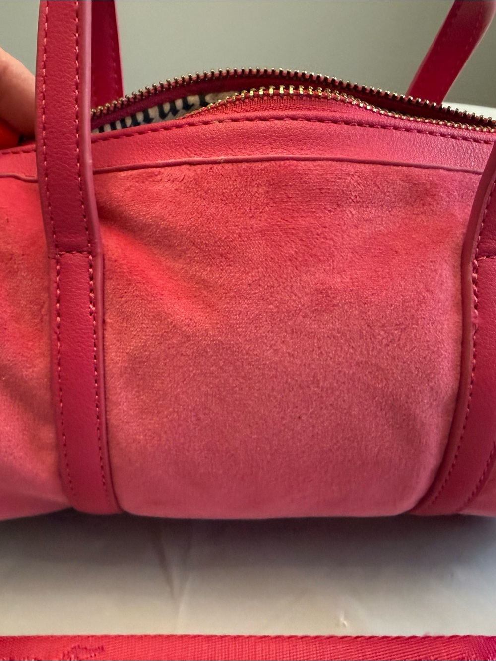 Juicy Couture Pink Velour Mini Barrel Bag Y2K Crossbody - Picture 12 of 15
